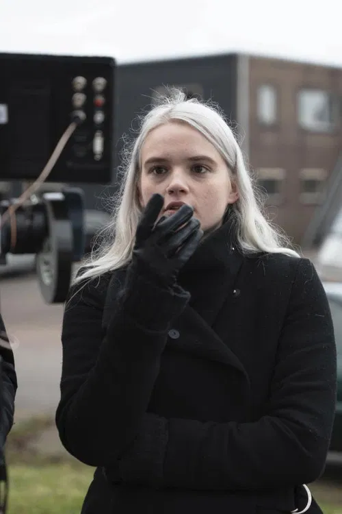 Larissa Zeeuwe profile