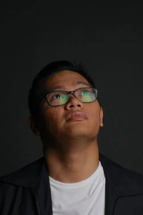 Carl Joseph E. Papa profile