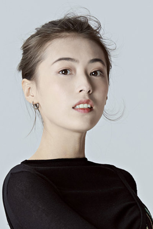 Hou Xiaotong profile