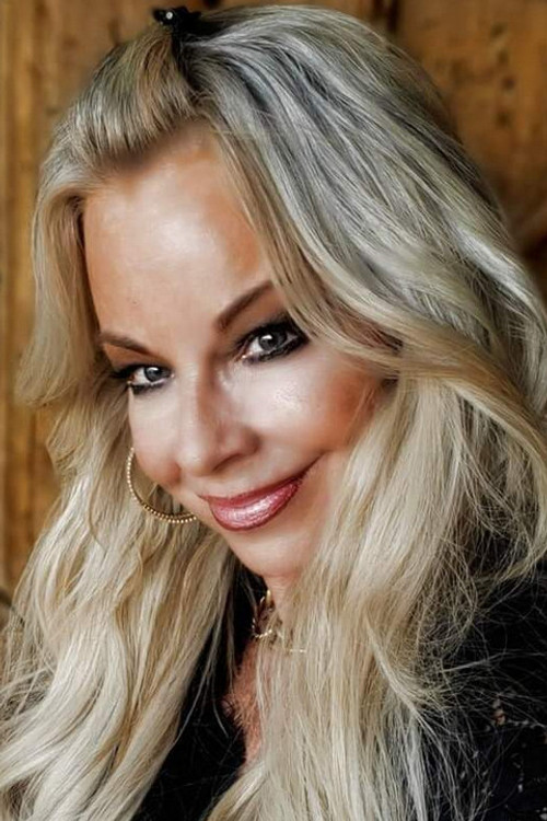 Elizabeth Reiners profile