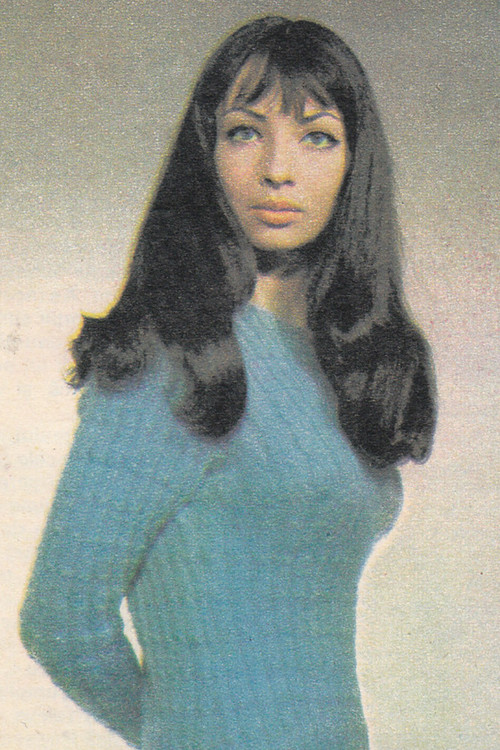 Julieta Szönyi profile