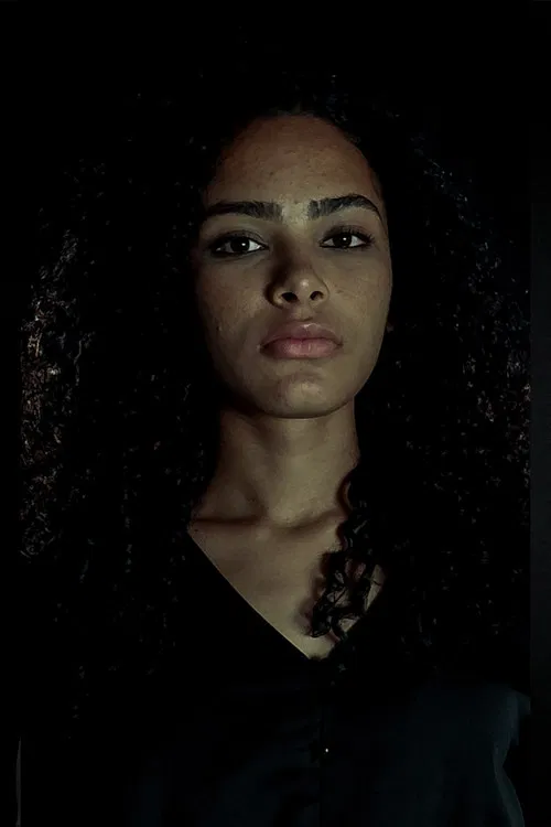 Ana Luiza Lira profile