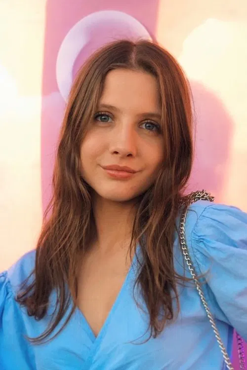 Dilara Kurtulmuş profile