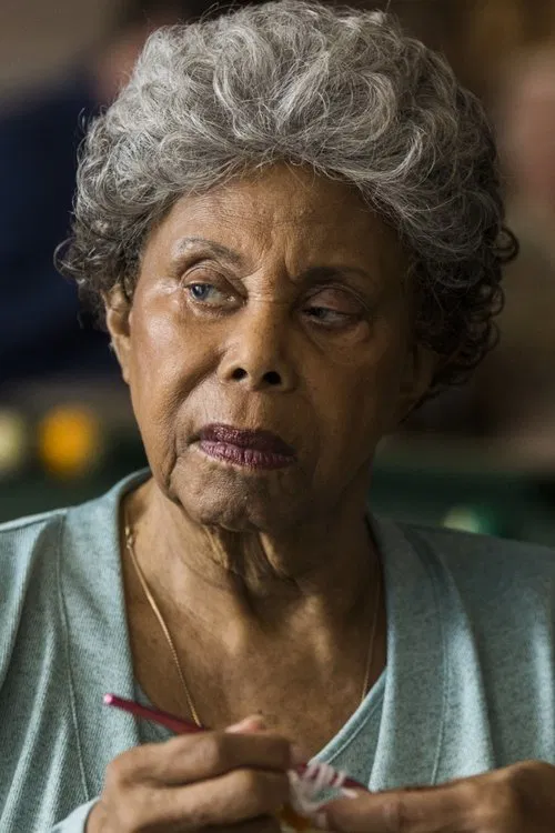 Phyllis Applegate profile