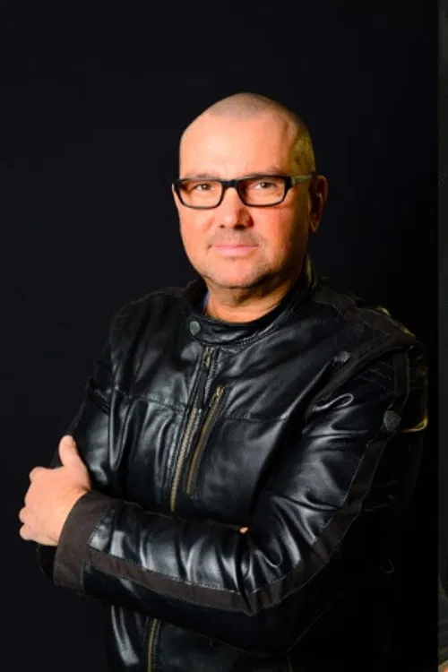 Yves de Ruyter profile