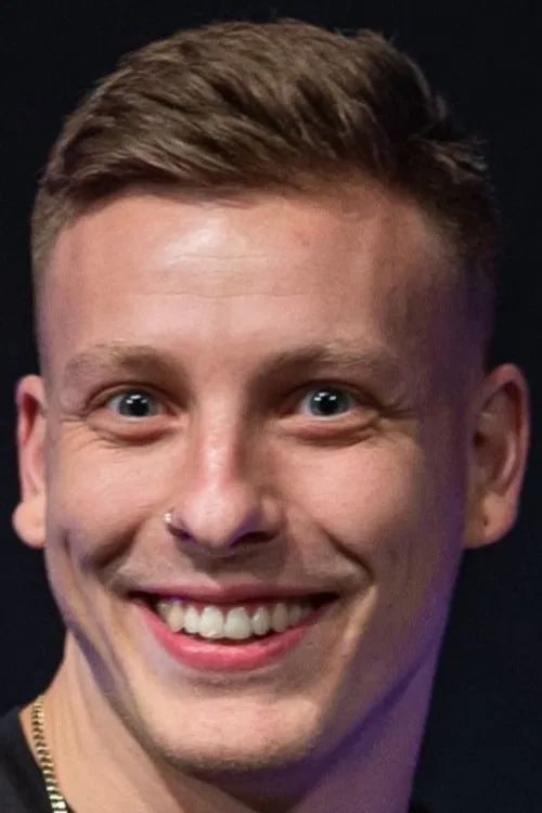 Felix Lobrecht profile