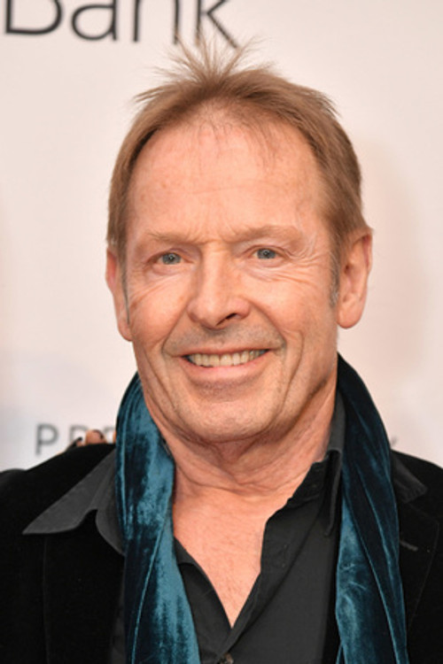Simon Kirke profile