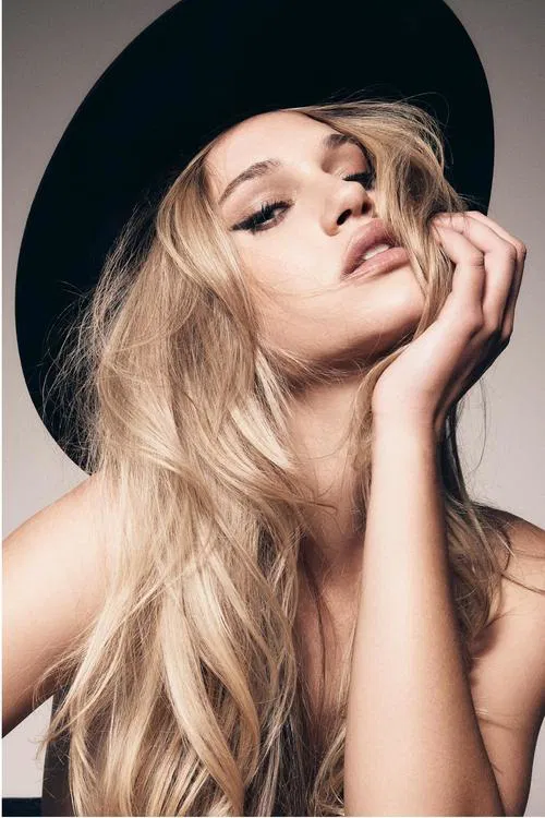 Meredith Mickelson profile