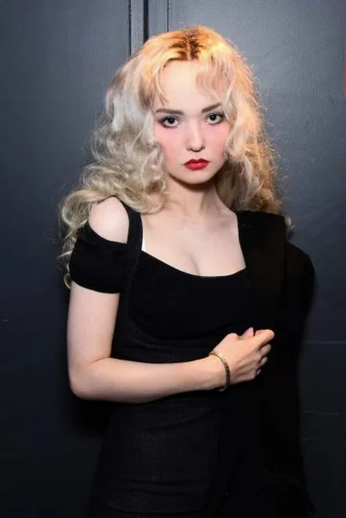 Zoé Schröter profile