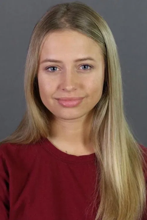 Lacey Cofran profile