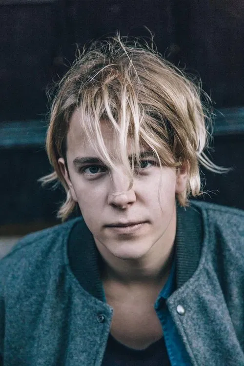 Tom Odell profile