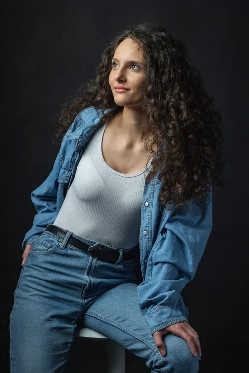 Anna Tabajdi profile