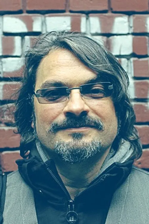 Károly Ujj Mészáros profile