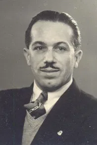 Ari Leschnikoff profile