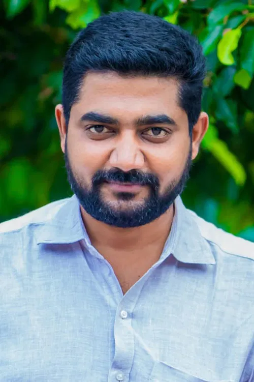 Karur Elang Karthikeyan profile