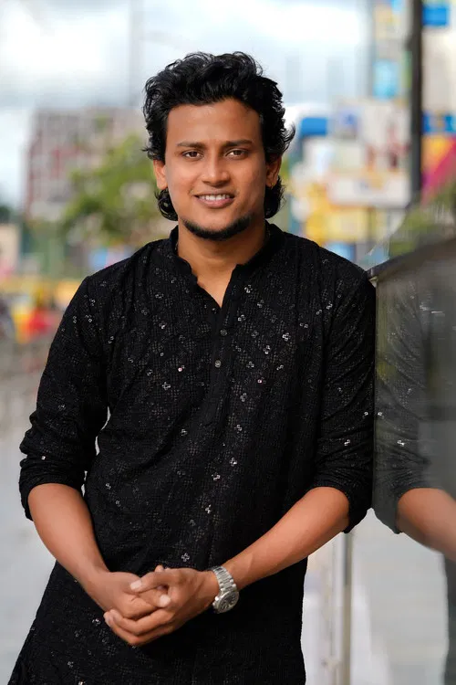 Rahul Raymond profile