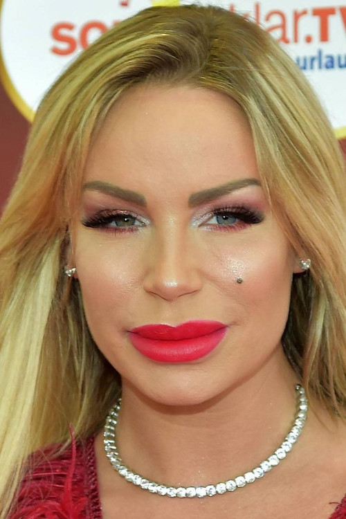 Gina-Lisa Lohfink profile