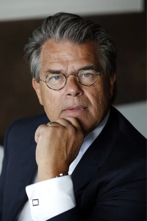 Emile Ratelband profile