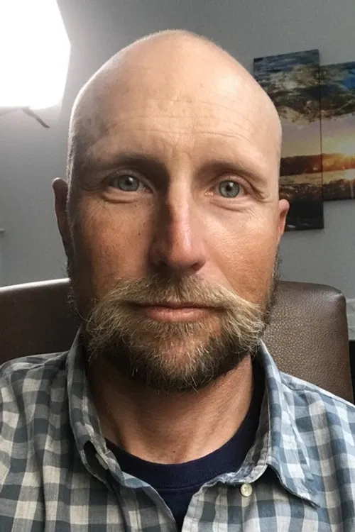 River O'Mahoney Hagg profile