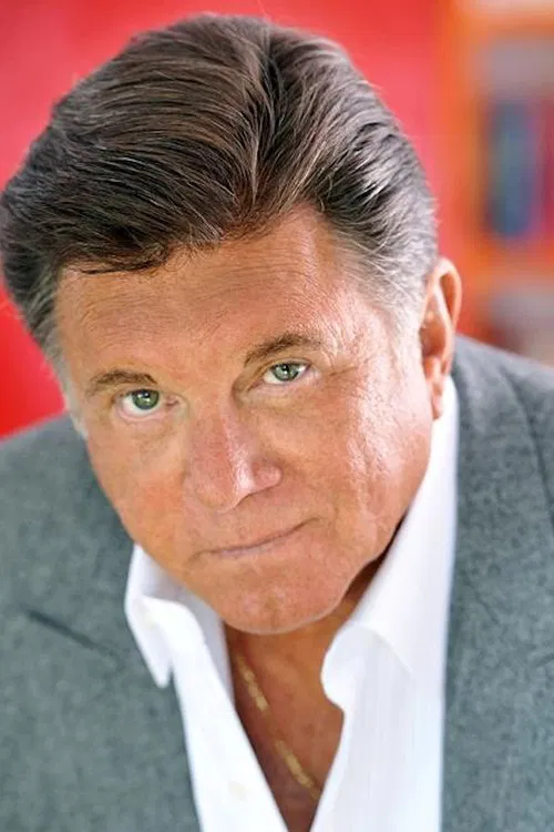 Larry Manetti profile