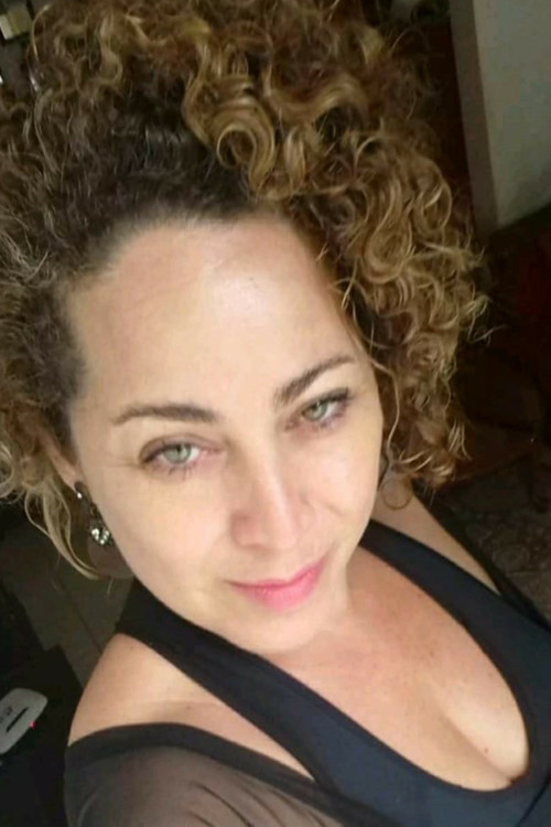 Michelle Assunção profile