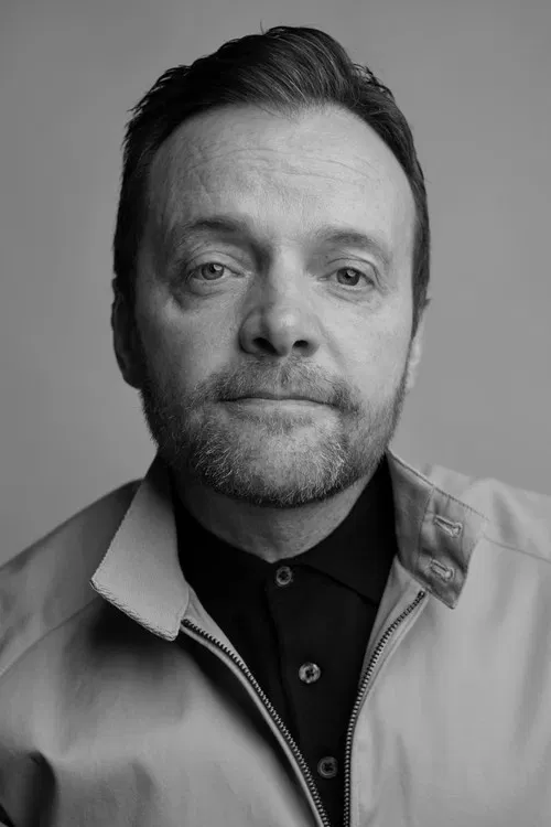 Simon Jennings profile