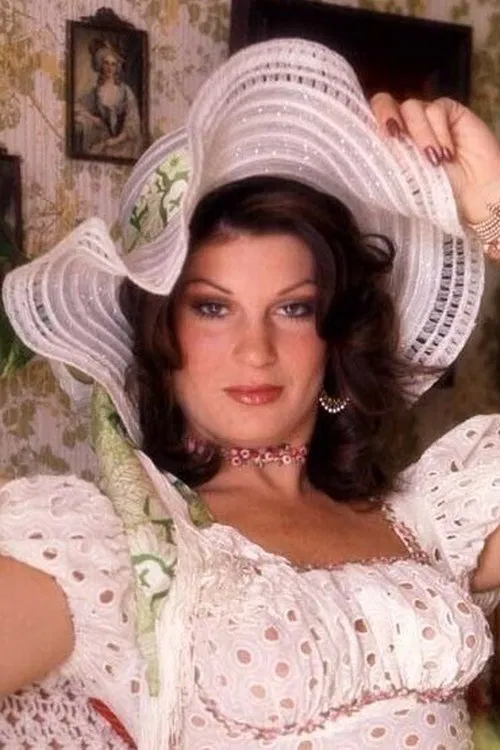 Lesllie Bovee profile