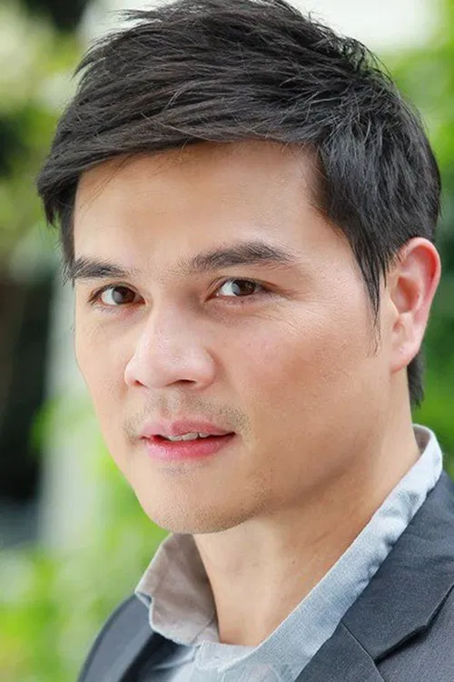 Penpetch Benyakul profile