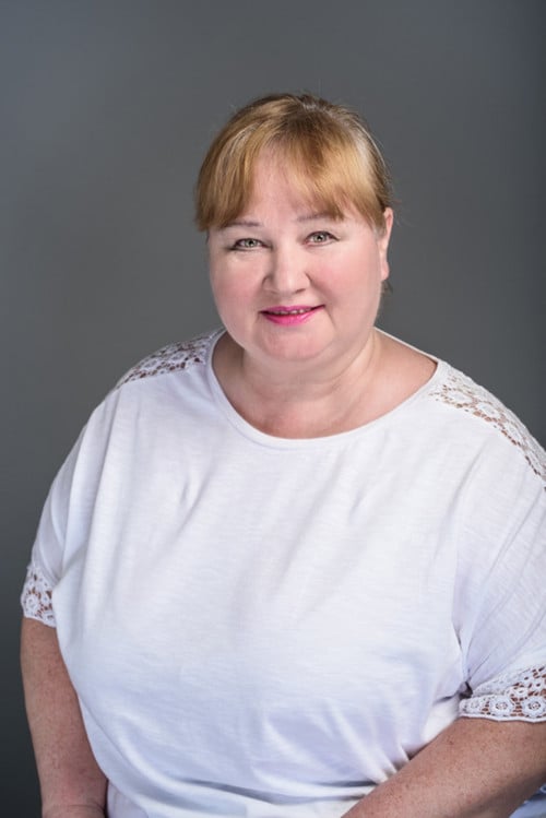 Éva Janisch profile