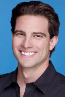 Scott McGillivray profile