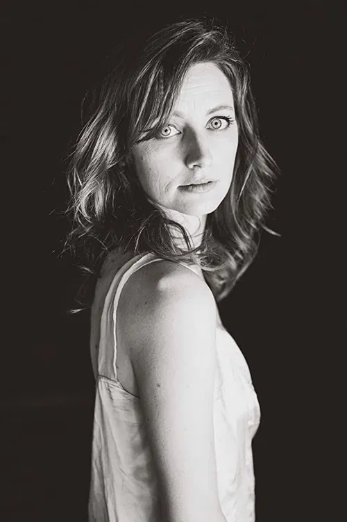 Shannon Collis profile