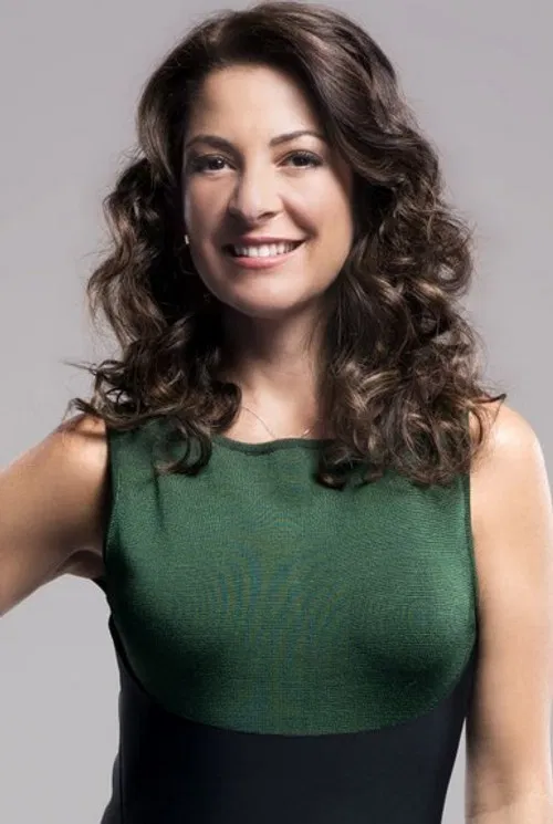 Ana Paula Padrão profile