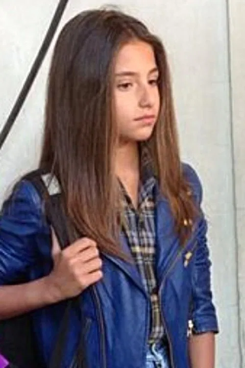 Chanel Hoxha profile