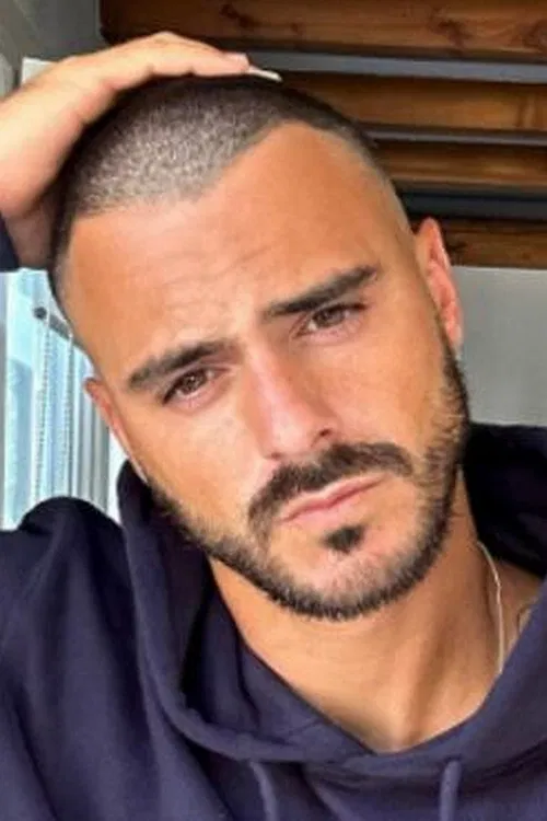 Benjamin Samat profile