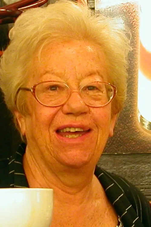 Monique Pantel profile