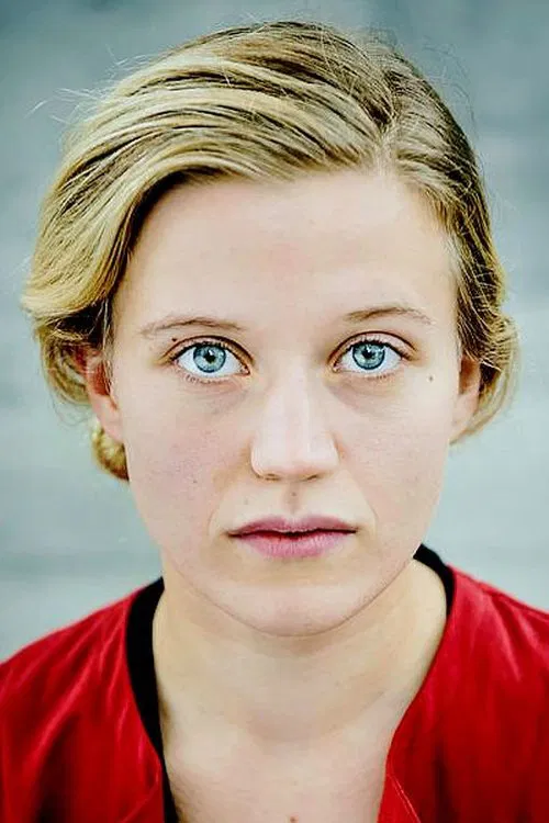 Camille Dombrowsky profile