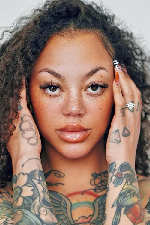 Miryam Lumpini profile