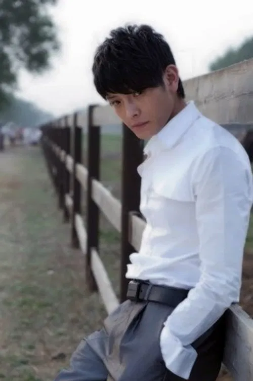 Zhou Hengyuan profile