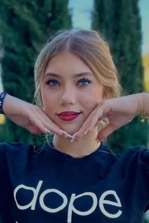 Nayeli Lo Vera profile