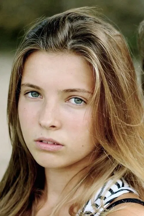 Nova-Louna Castano profile