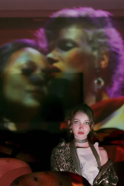 Victoria Ribeiro profile