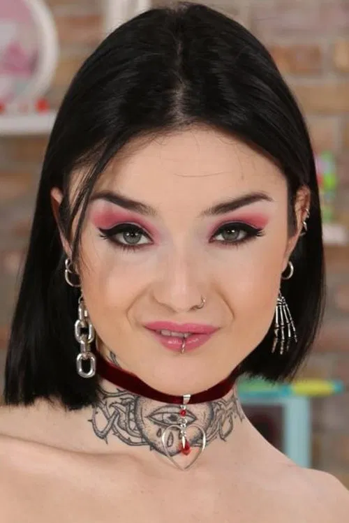 Crystal Cherry profile