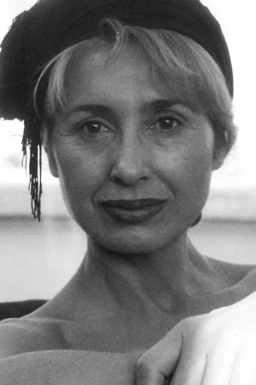 Ángeles Ladrón de Guevara profile