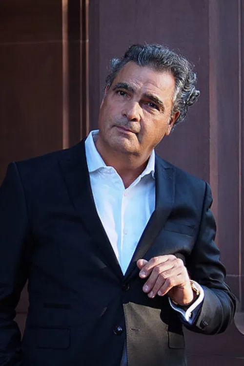 Wolfgang Rauch profile