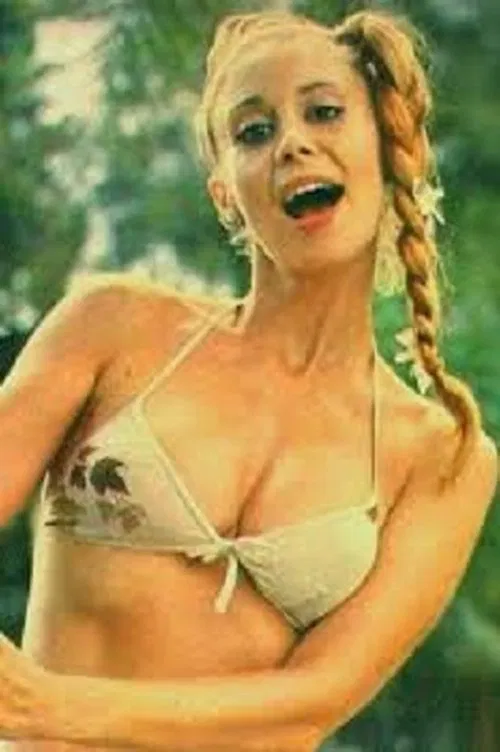 Camila Perissé profile