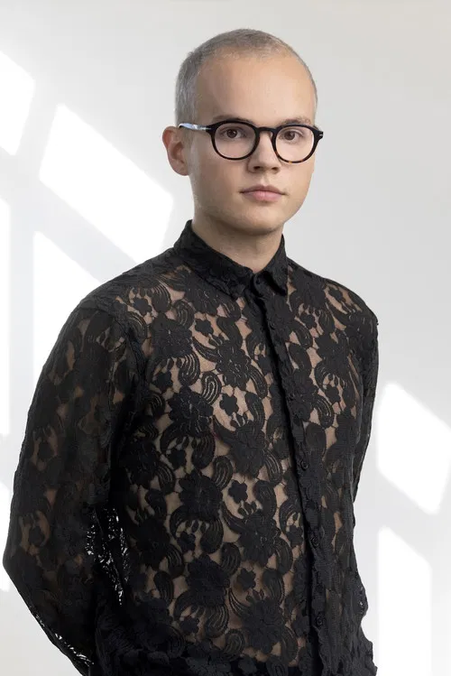 Julian Quentin profile