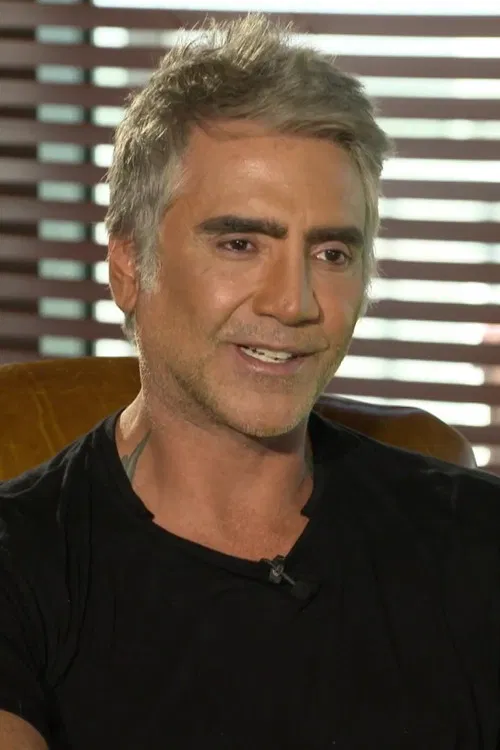 Alejandro Fernández profile