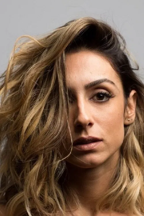 Camila Lucciola profile