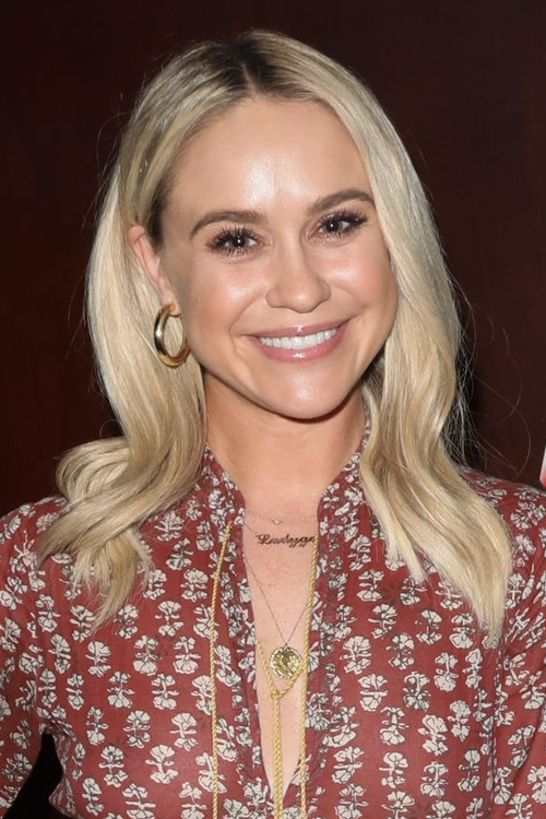 Becca Tobin profile