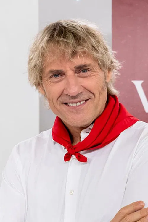 Julian Iantzi profile